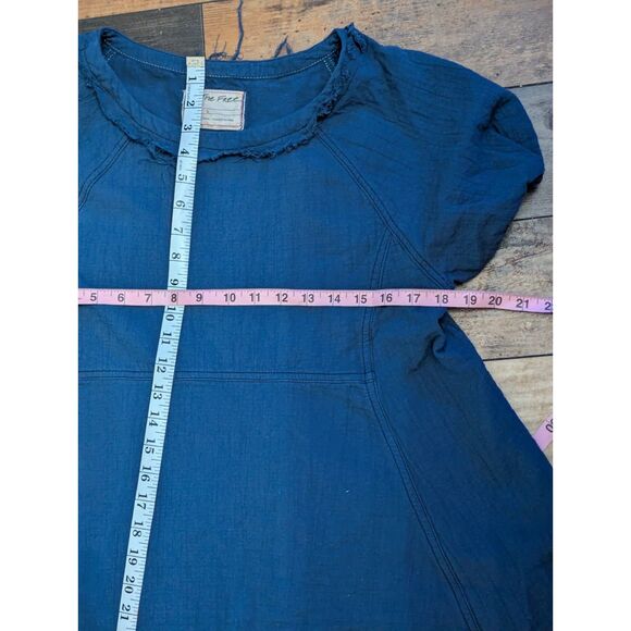 Free People We The Free Raw Edge Tunic Top S Navy Blue Crushed Cotton Swing - Picture 5 of 7
